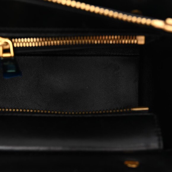 Valentino Garavani Nappa Small One Stud Handbag Black - Picture 4 of 4